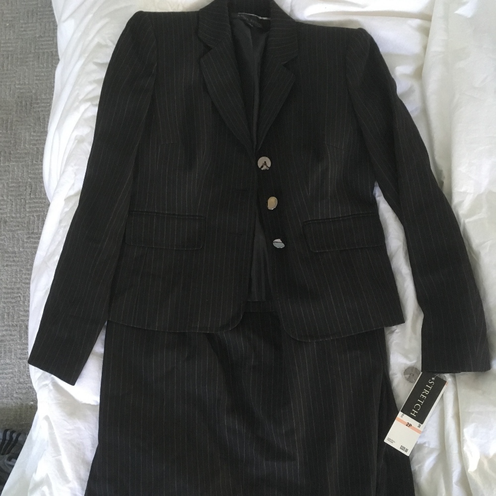 Anne Klein 2P Black with Grey Stripes Suit